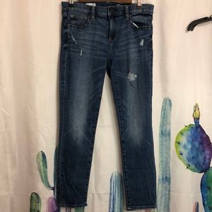 Gap 27r Girlfriend Jeans